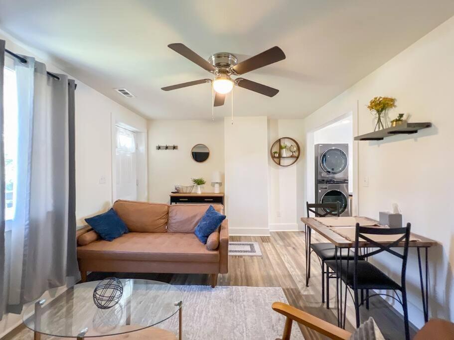 Апартаменты 2Br Cedar Lane Road Retreat At Swamp Rabbit Trail! Гринвилл Экстерьер фото