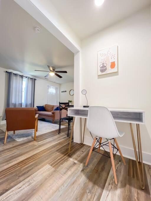 Апартаменты 2Br Cedar Lane Road Retreat At Swamp Rabbit Trail! Гринвилл Экстерьер фото