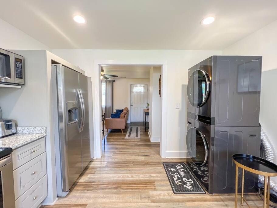 Апартаменты 2Br Cedar Lane Road Retreat At Swamp Rabbit Trail! Гринвилл Экстерьер фото