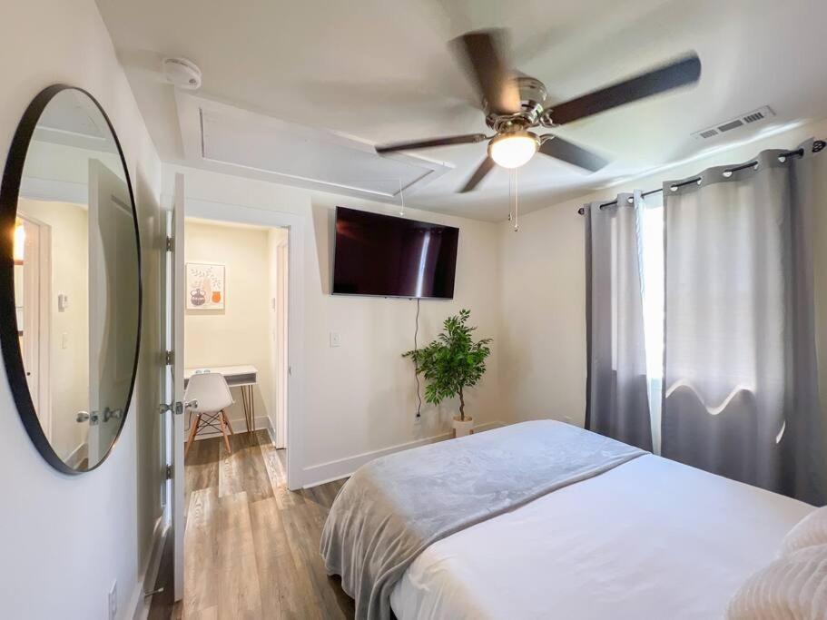 Апартаменты 2Br Cedar Lane Road Retreat At Swamp Rabbit Trail! Гринвилл Экстерьер фото
